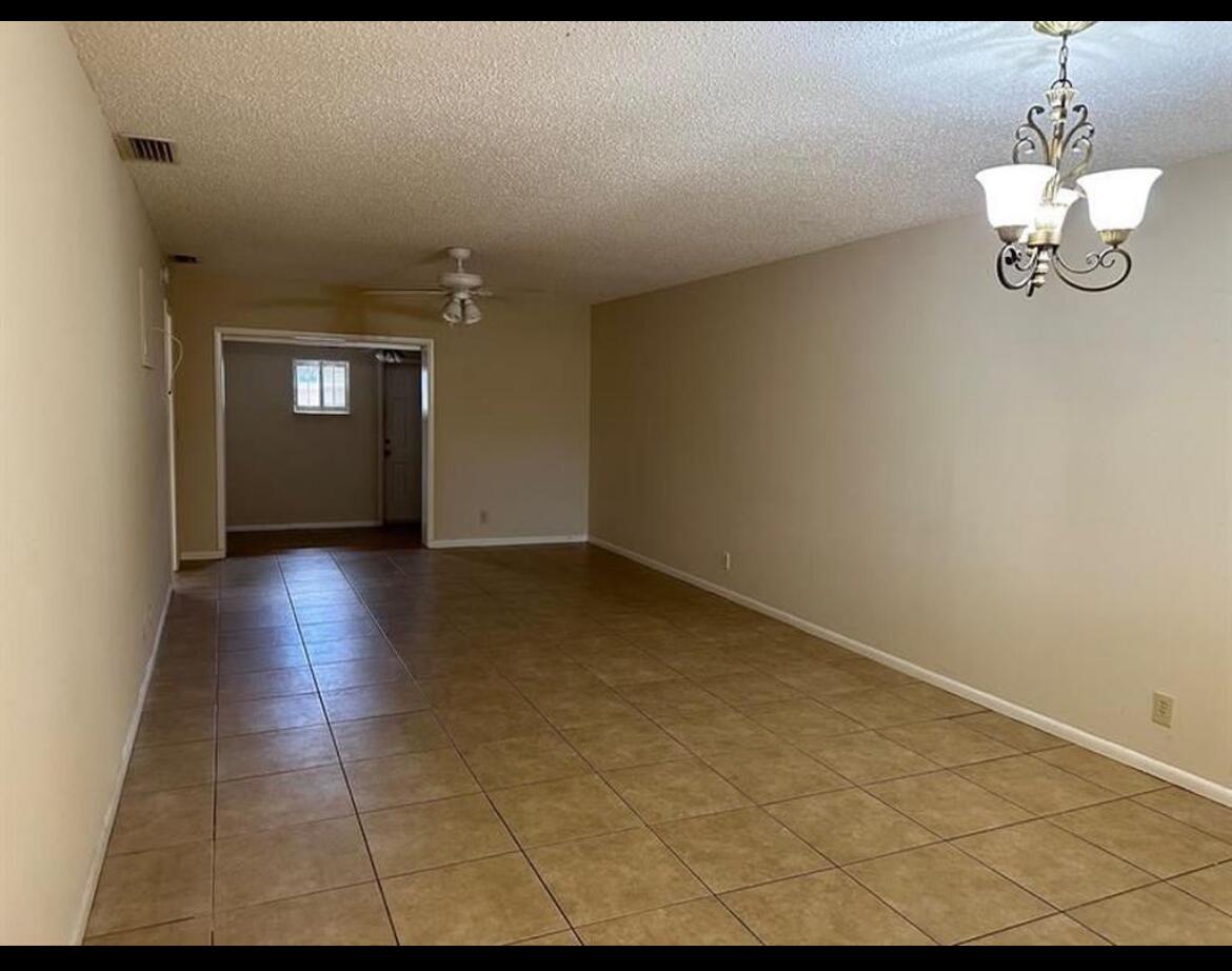 PARKWAY VILLAGE - Residential Lease