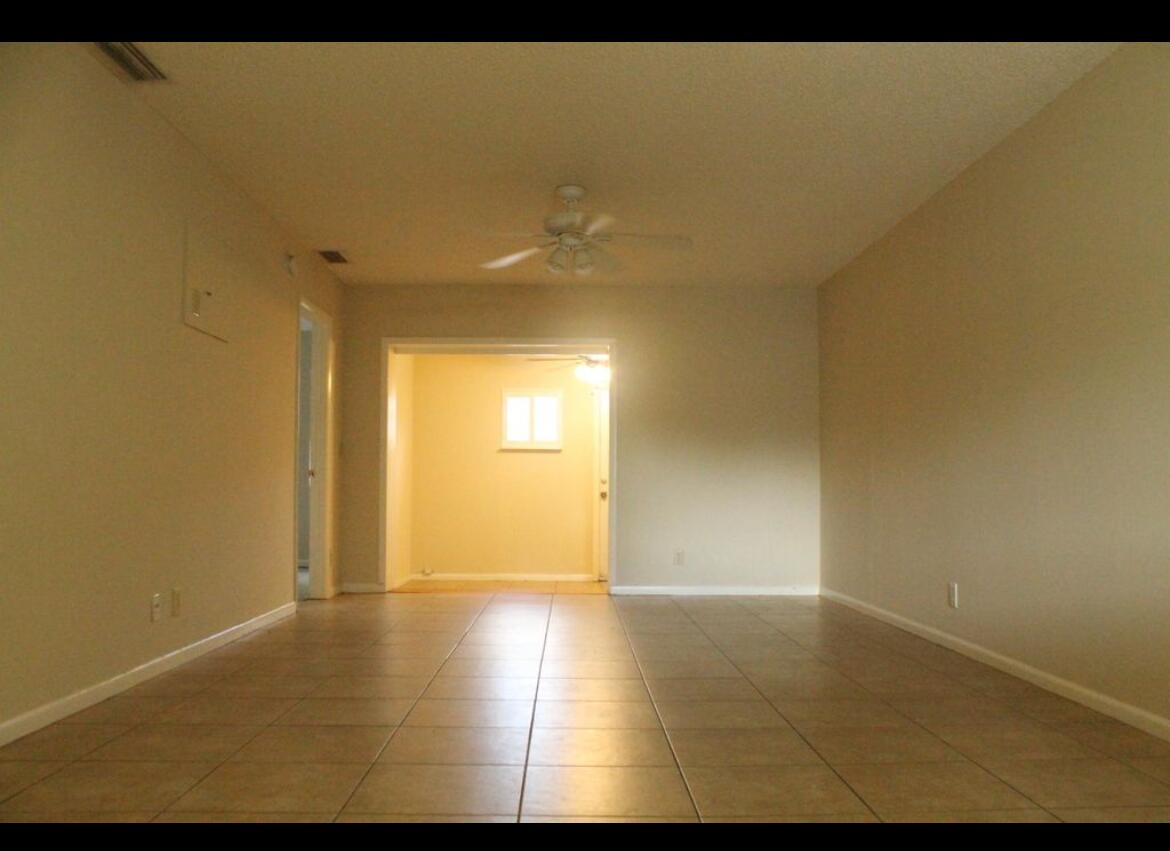 PARKWAY VILLAGE - Residential Lease