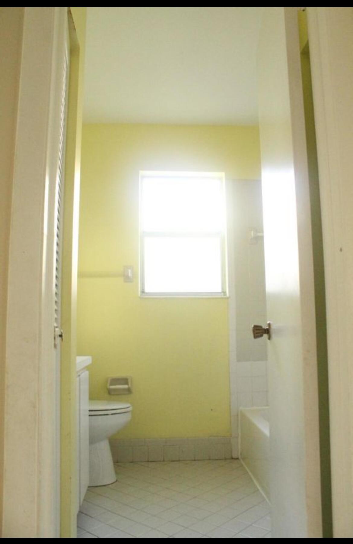 PARKWAY VILLAGE - Residential Lease
