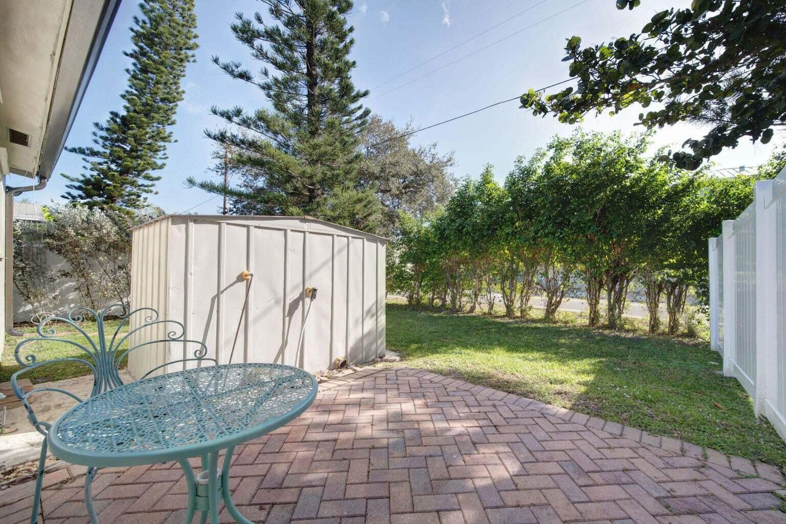 DELL PARK - Residential Lease