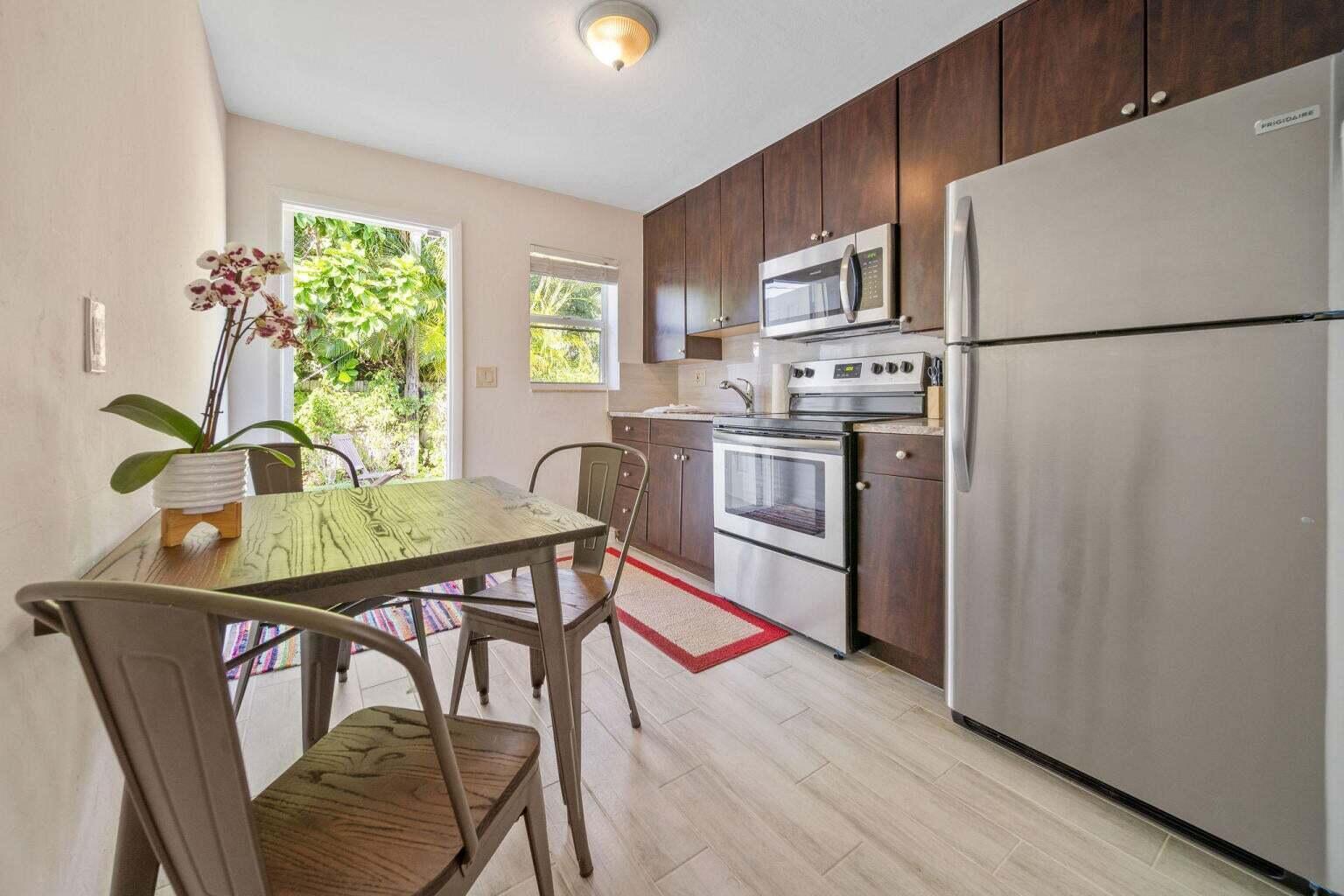 DELL PARK - Residential Lease