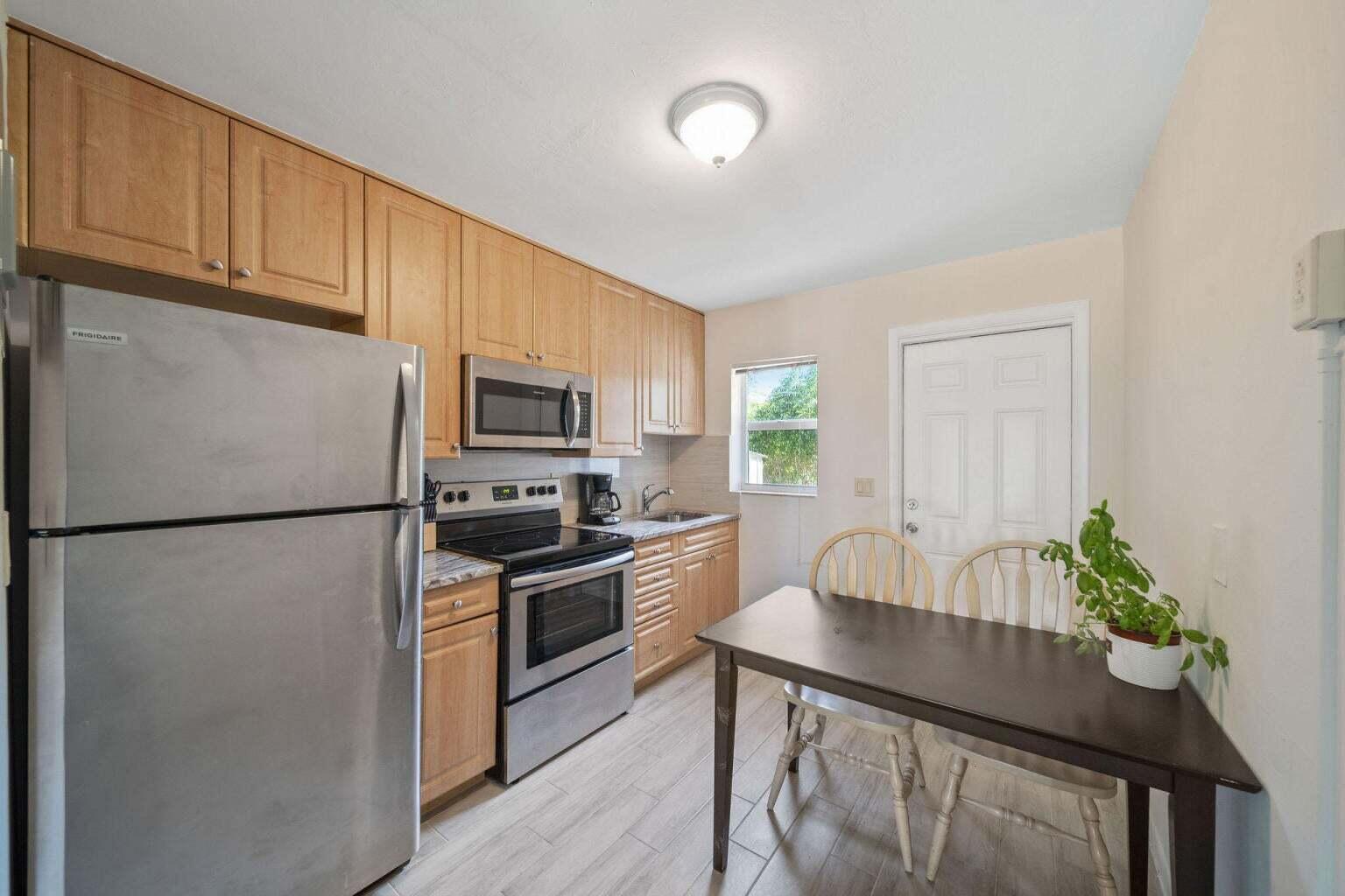 DELL PARK - Residential Lease