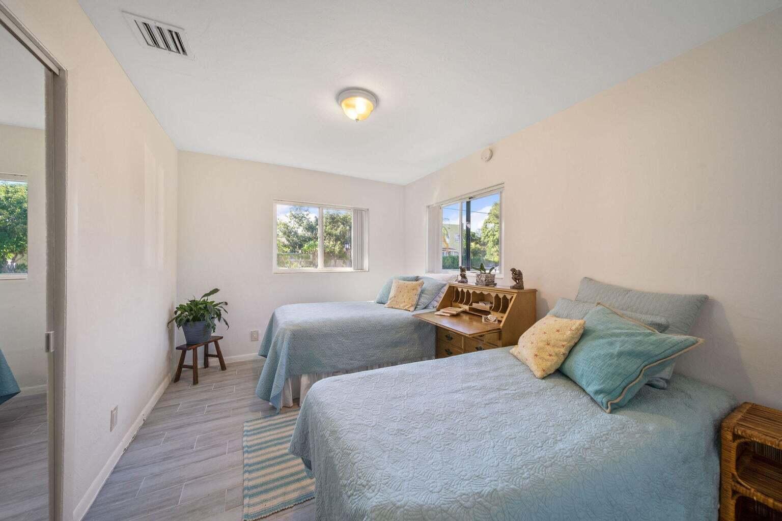 DELL PARK - Residential Lease