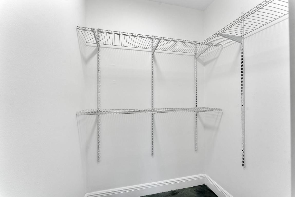 CASA DEL RIO CONDO - Residential Lease