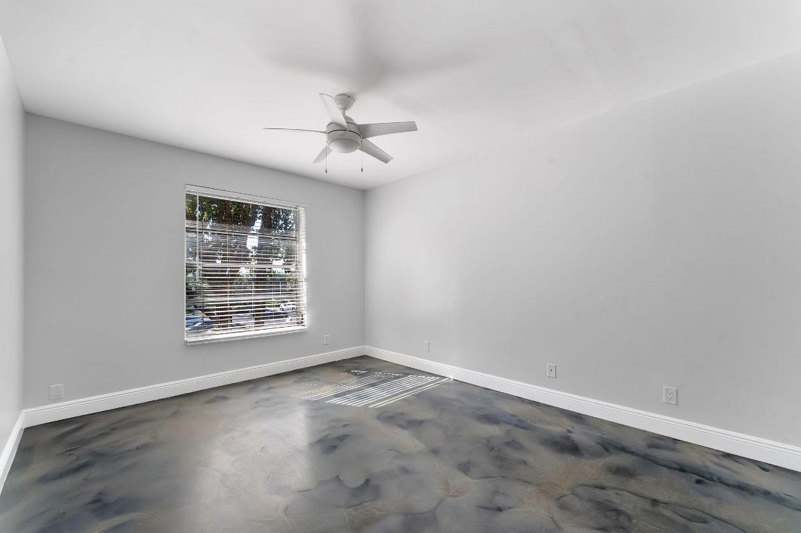 CASA DEL RIO CONDO - Residential Lease