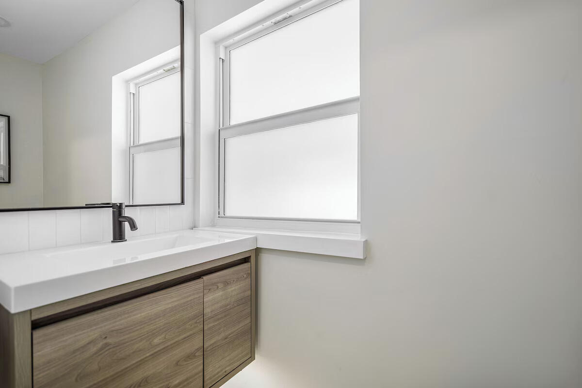 TROPIC PALMS 1 - Residential Lease