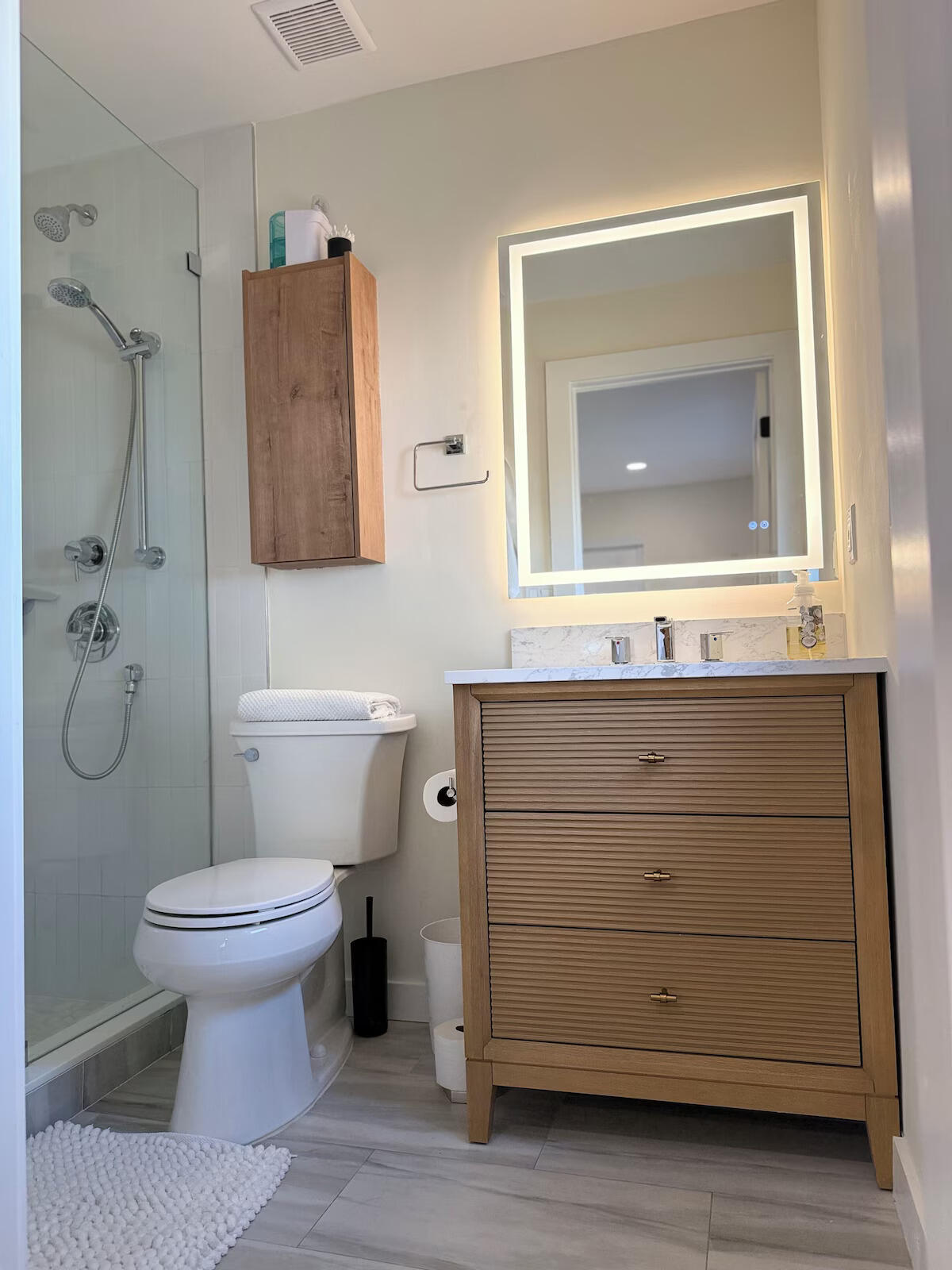 TROPIC PALMS 1 - Residential Lease