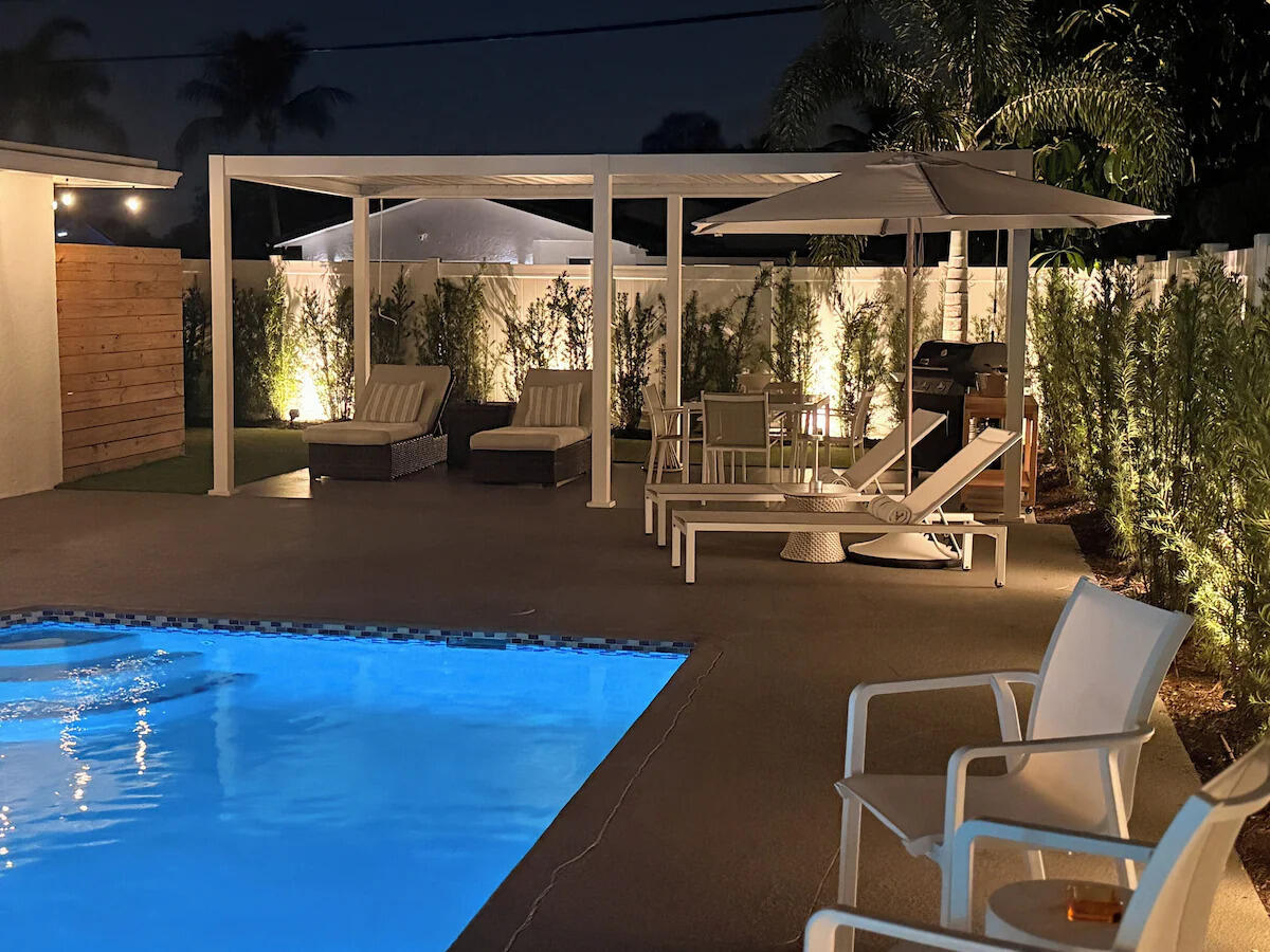 TROPIC PALMS 1 - Residential Lease