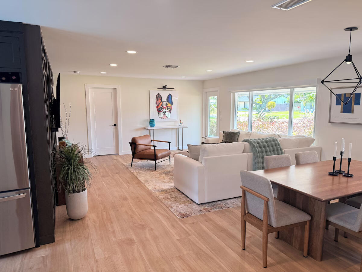 TROPIC PALMS 1 - Residential Lease