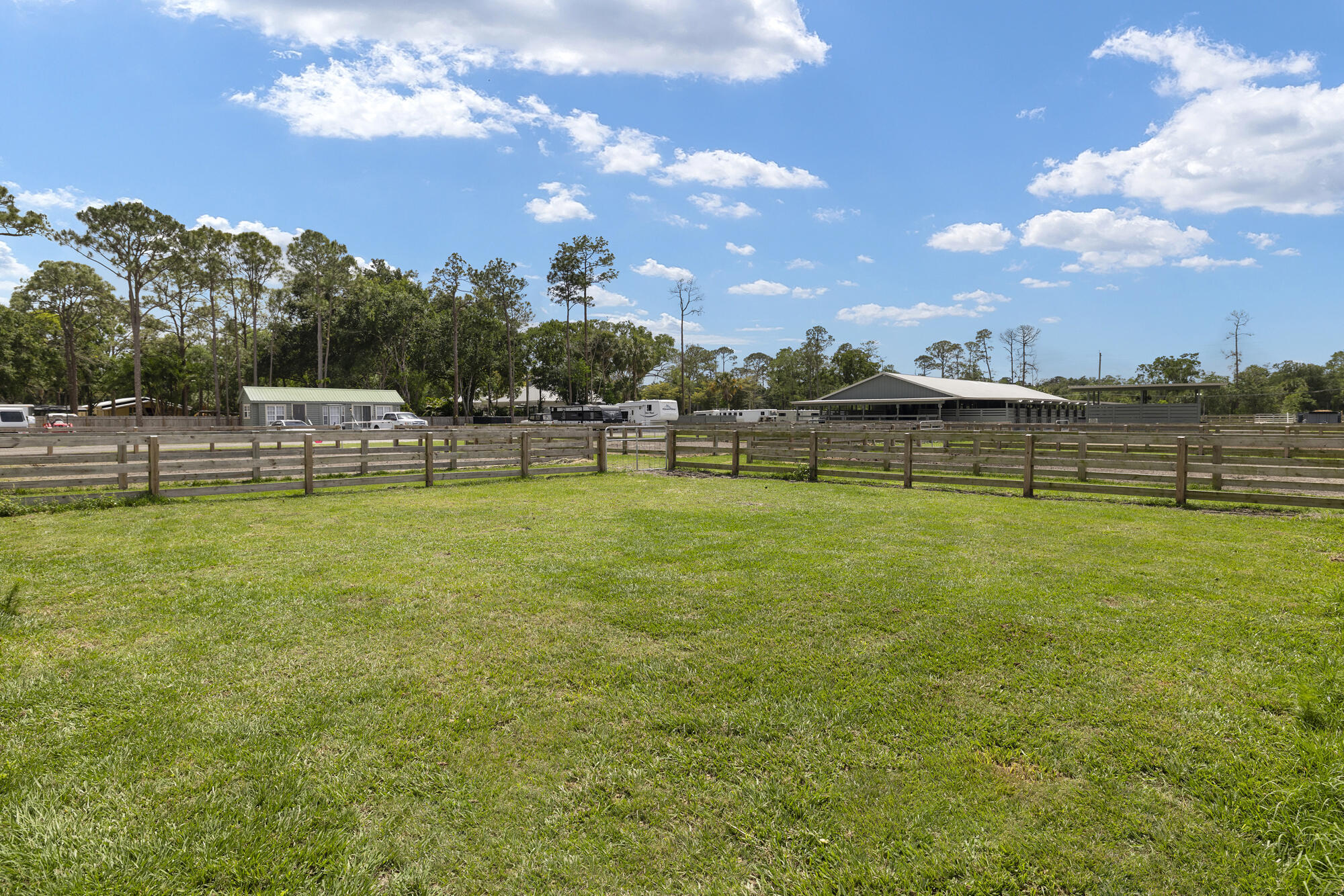 LOXAHATCHEE GROVES - Land