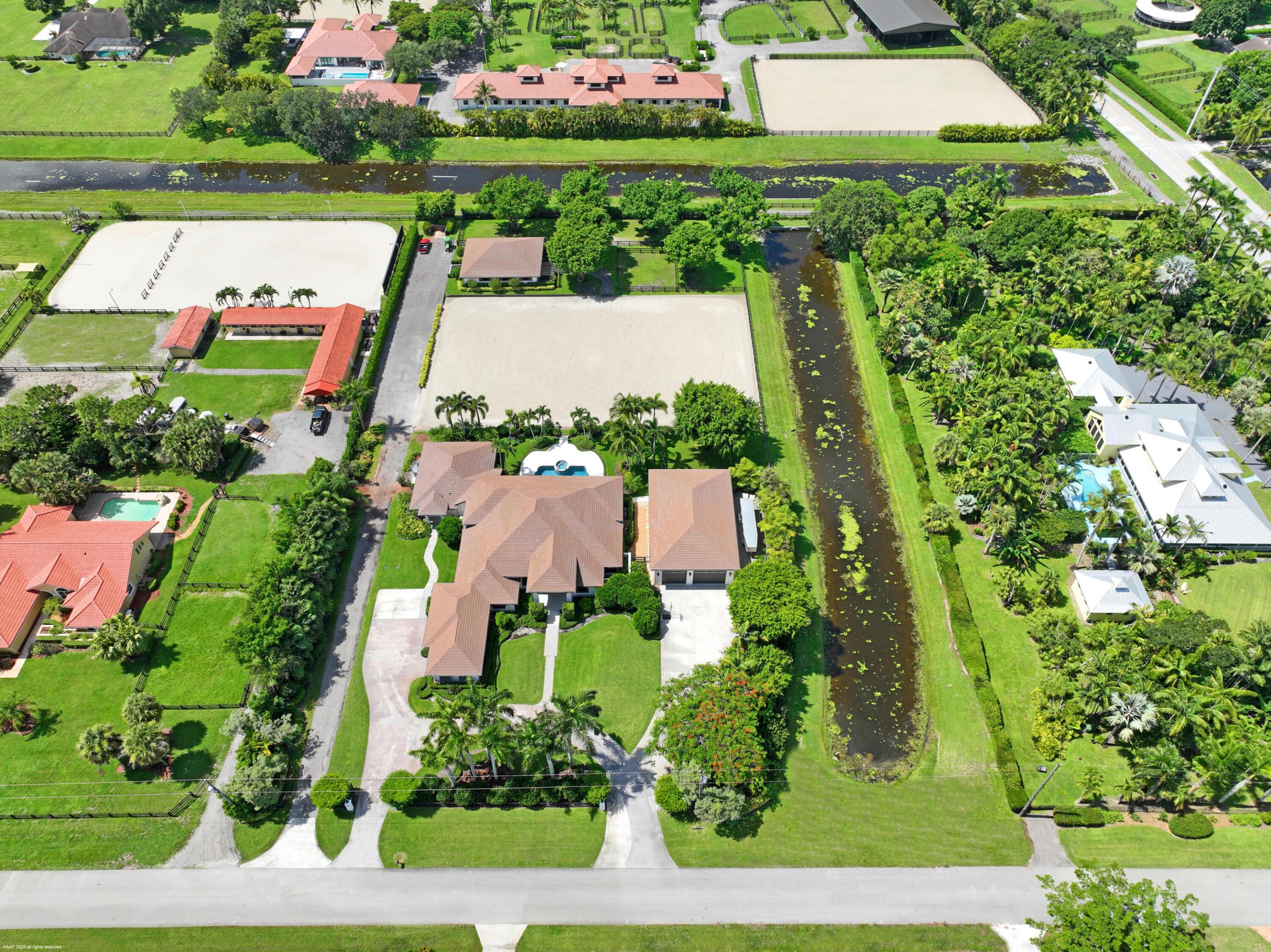 PADDOCK PARK 2 OF WELLINGTON - Residential