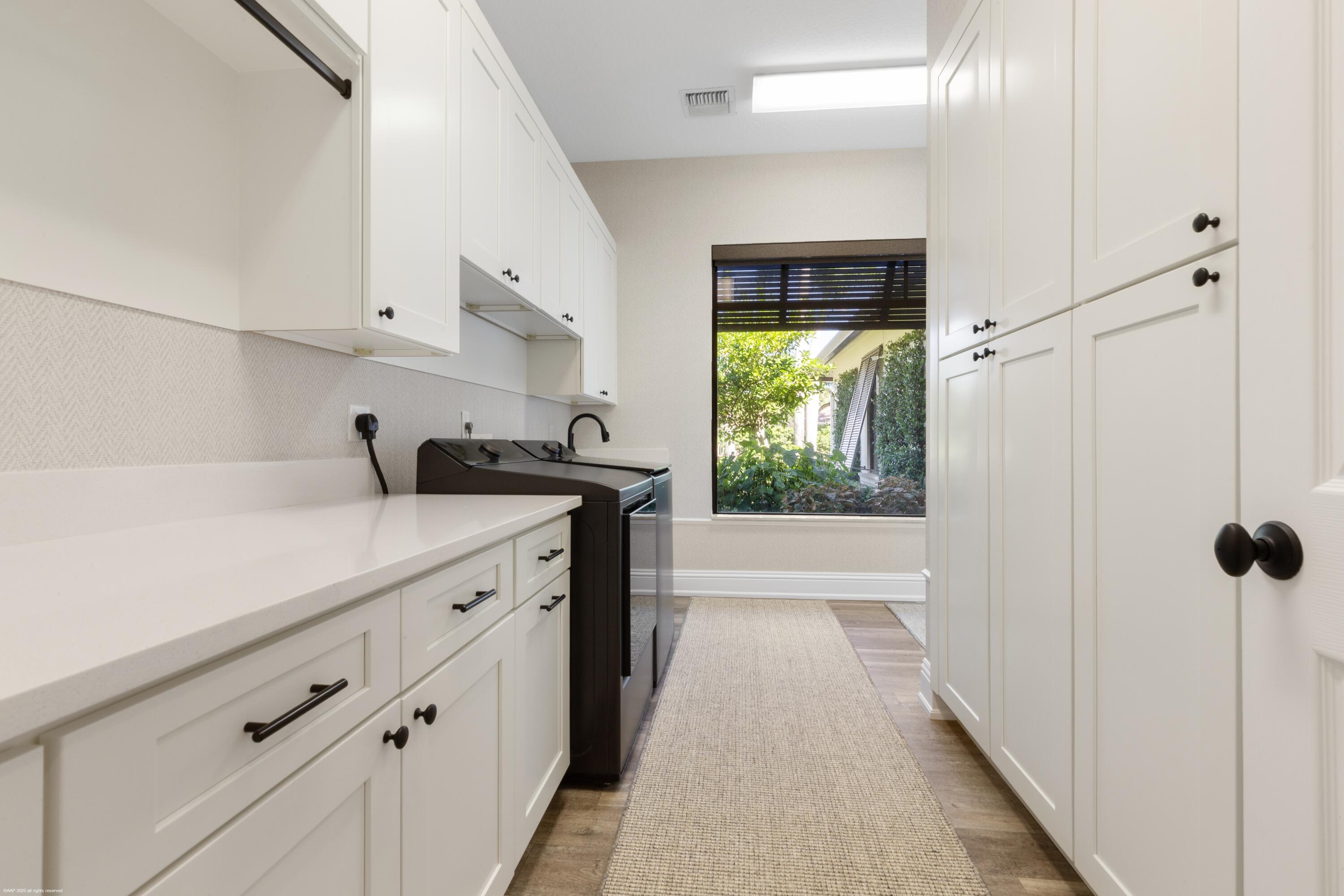 PADDOCK PARK 2 OF WELLINGTON - Residential