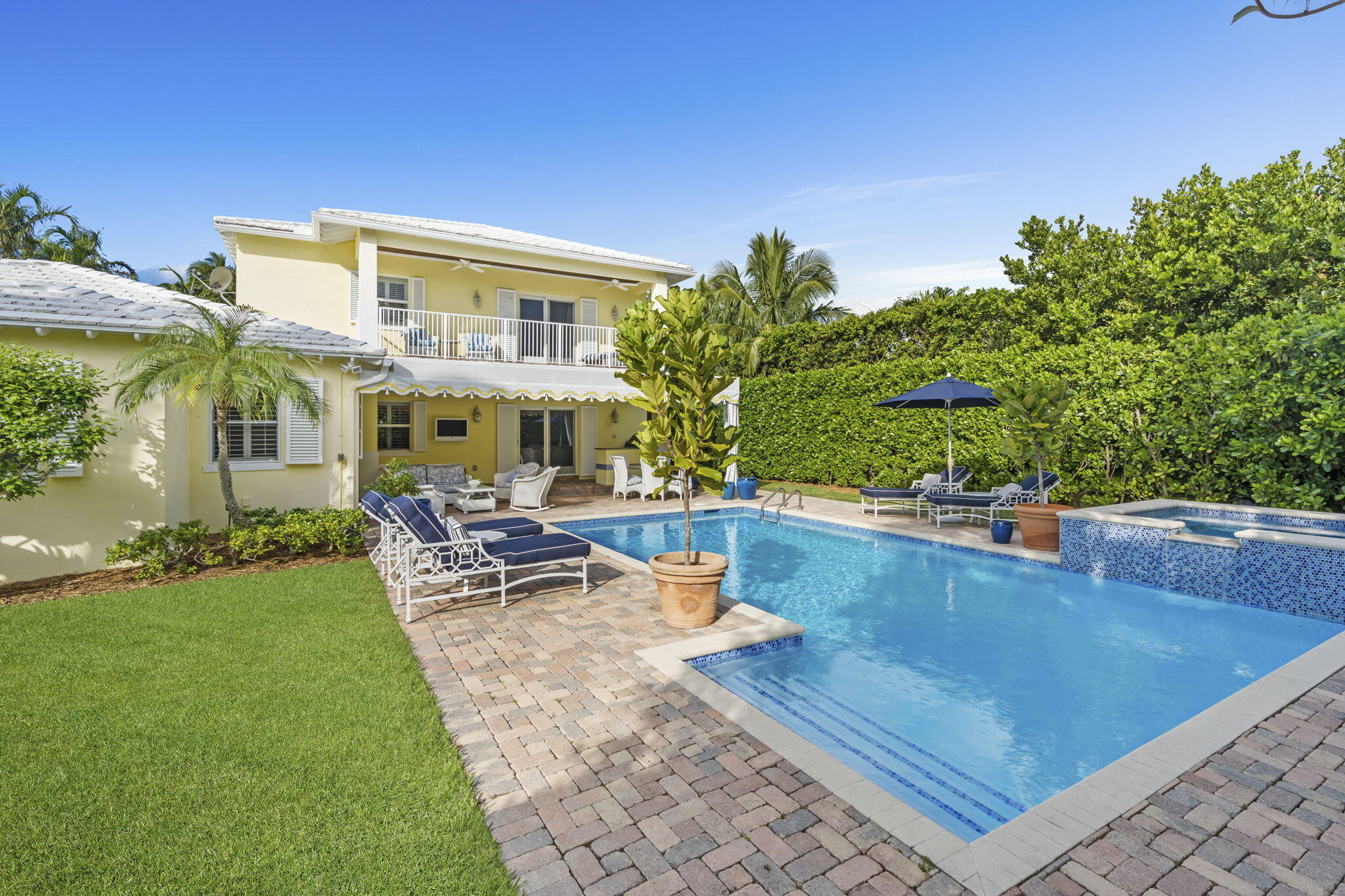NORTH SHORE - Residential