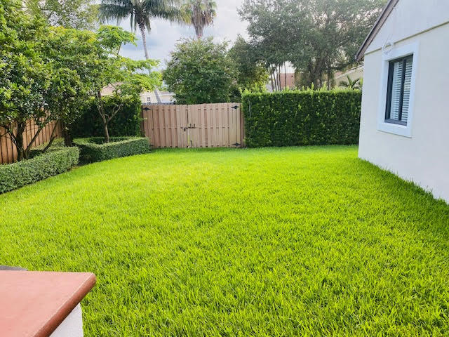 FLAMINGO GARDENS-PHASE TWO - Residential Lease