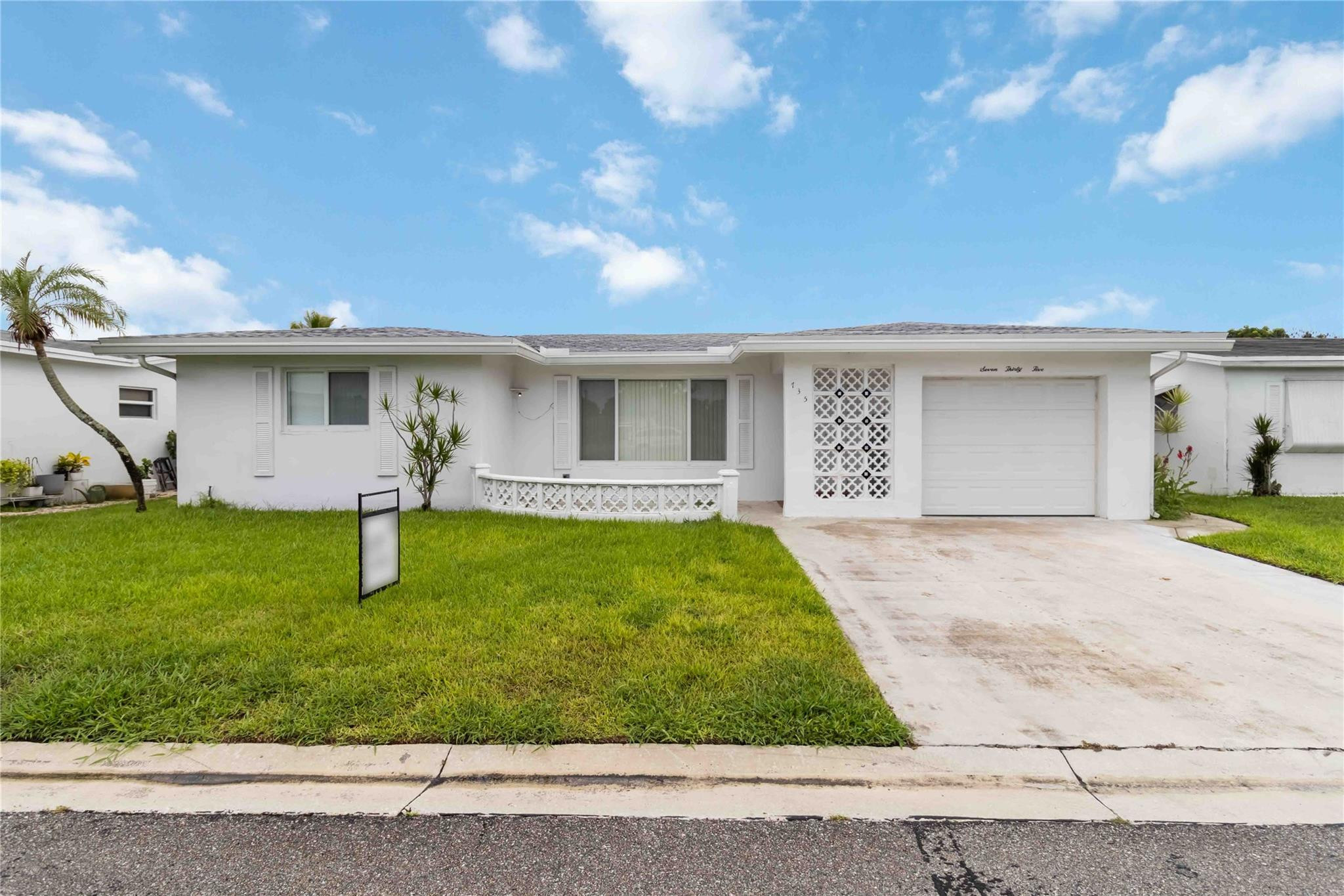 Paradise Gardens Sec 4 76 - Residential
