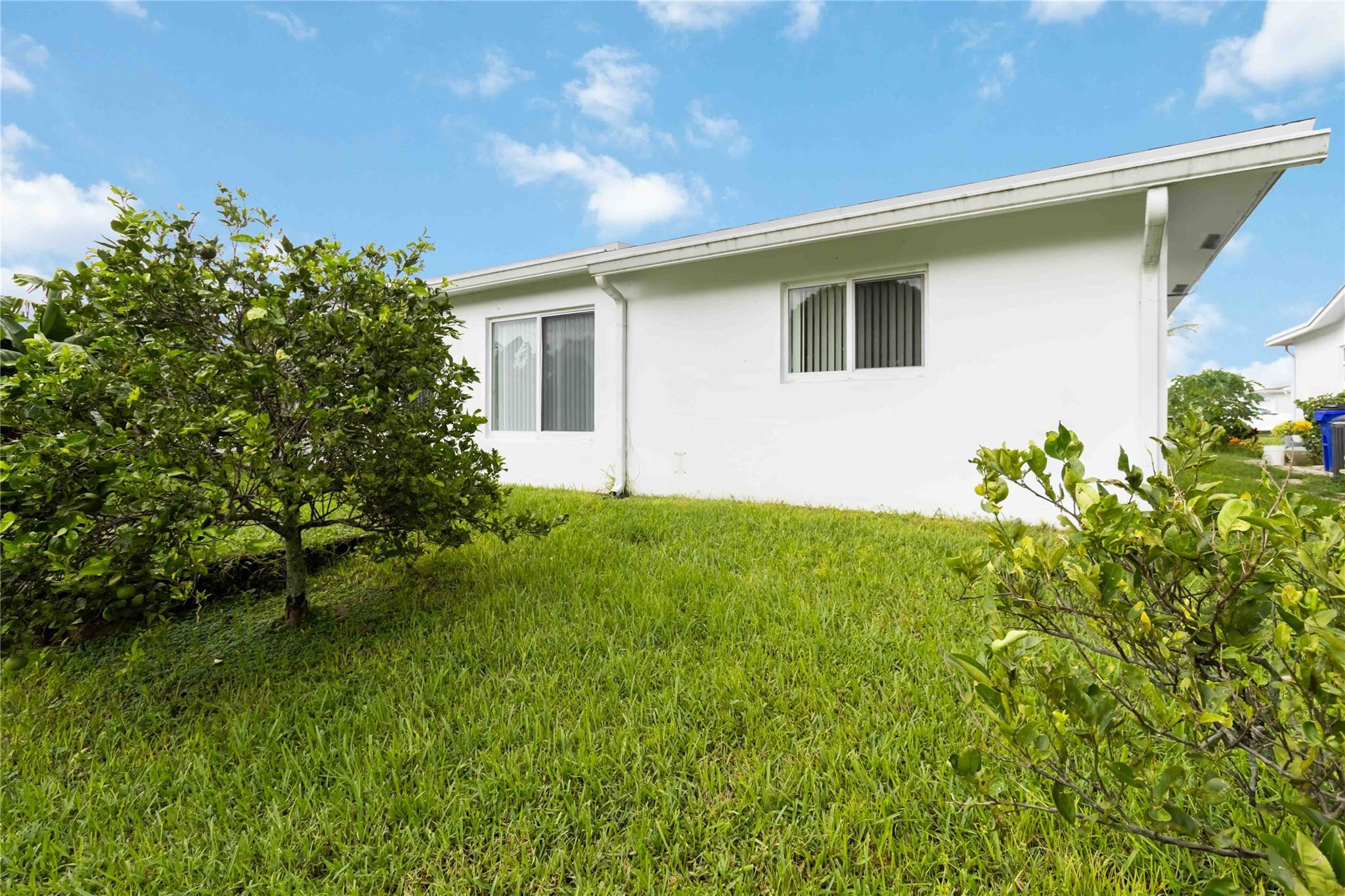 Paradise Gardens Sec 4 76 - Residential