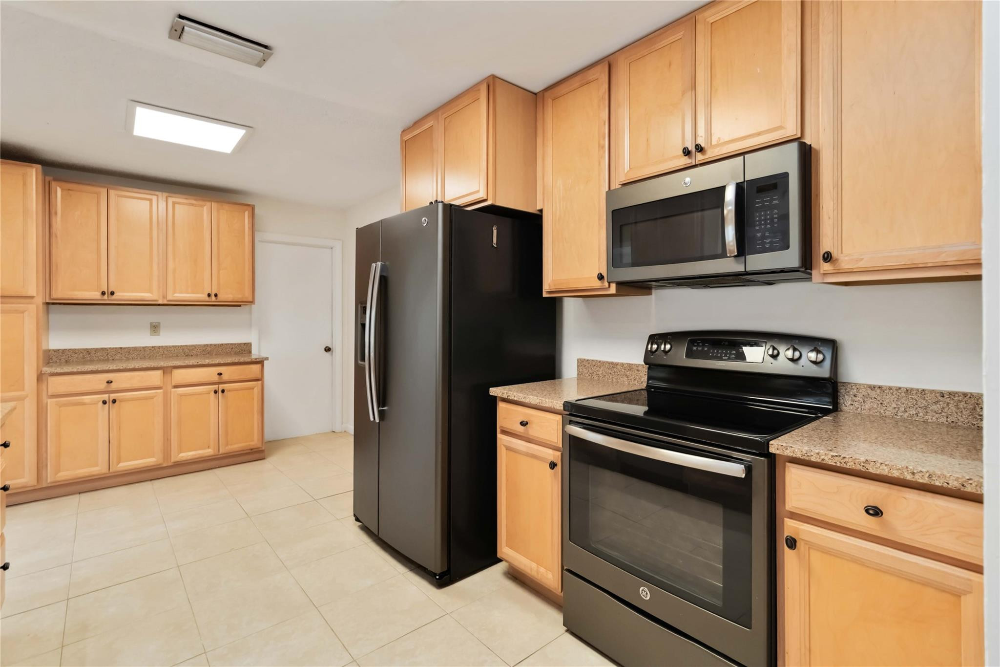 Paradise Gardens Sec 4 76 - Residential