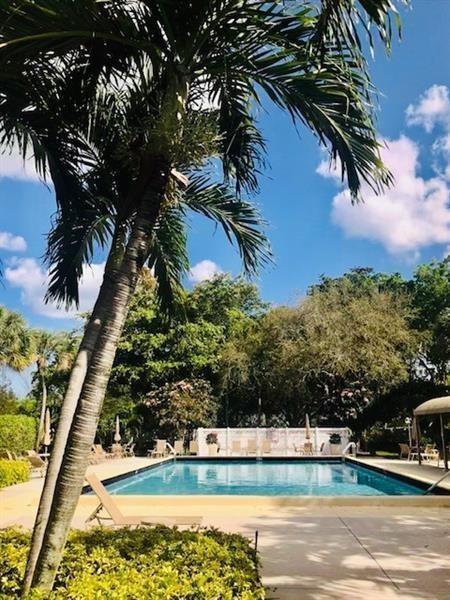PALM AIRE - Residential
