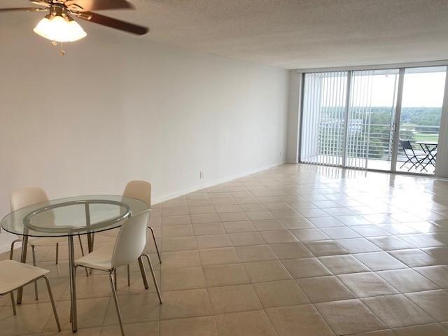 PALM AIRE - Residential