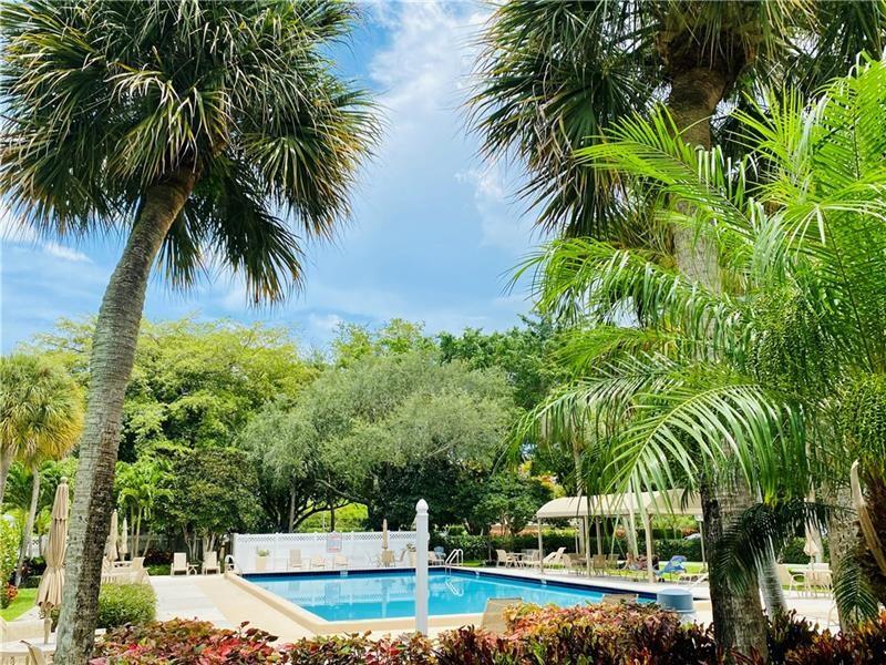 PALM AIRE - Residential
