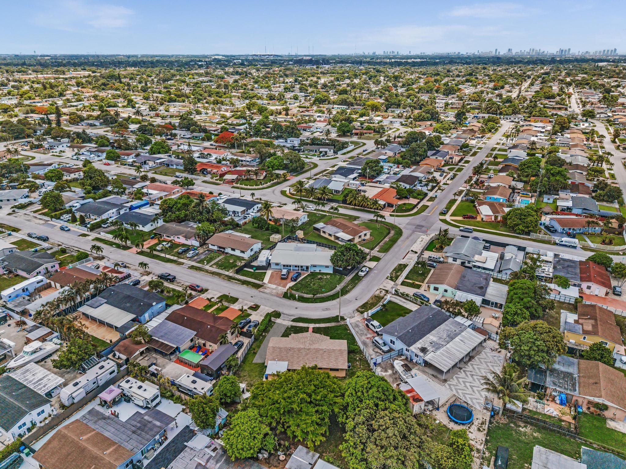 CAROL CITY PALMETTO PARK ESTS - Residential