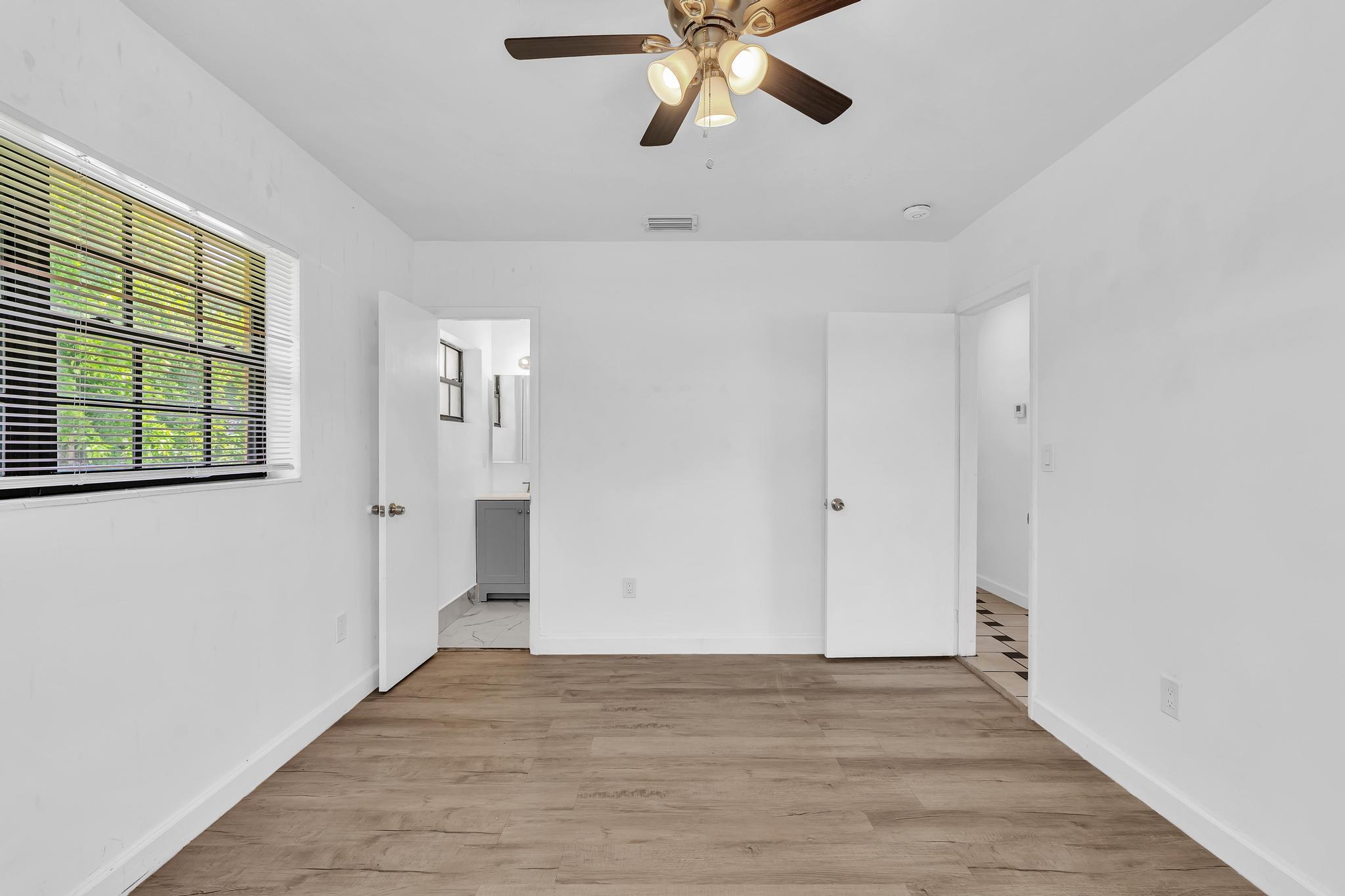 CAROL CITY PALMETTO PARK ESTS - Residential