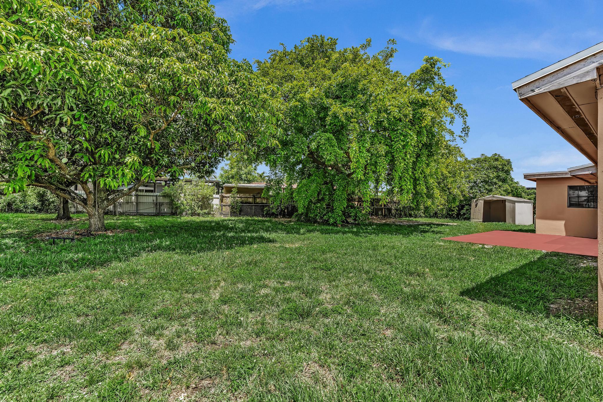 CAROL CITY PALMETTO PARK ESTS - Residential