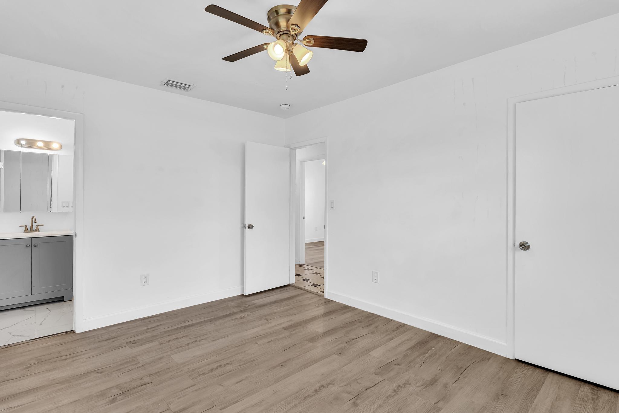 CAROL CITY PALMETTO PARK ESTS - Residential