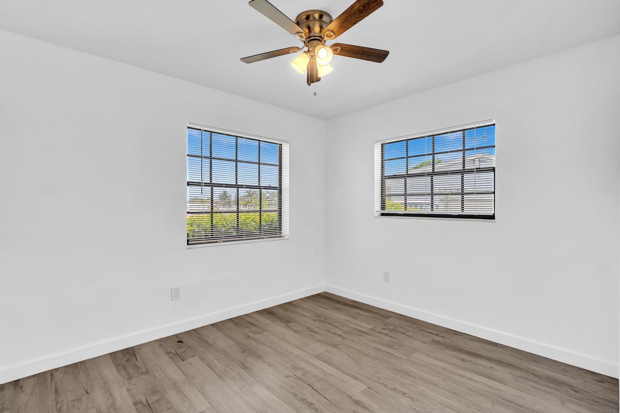 CAROL CITY PALMETTO PARK ESTS - Residential