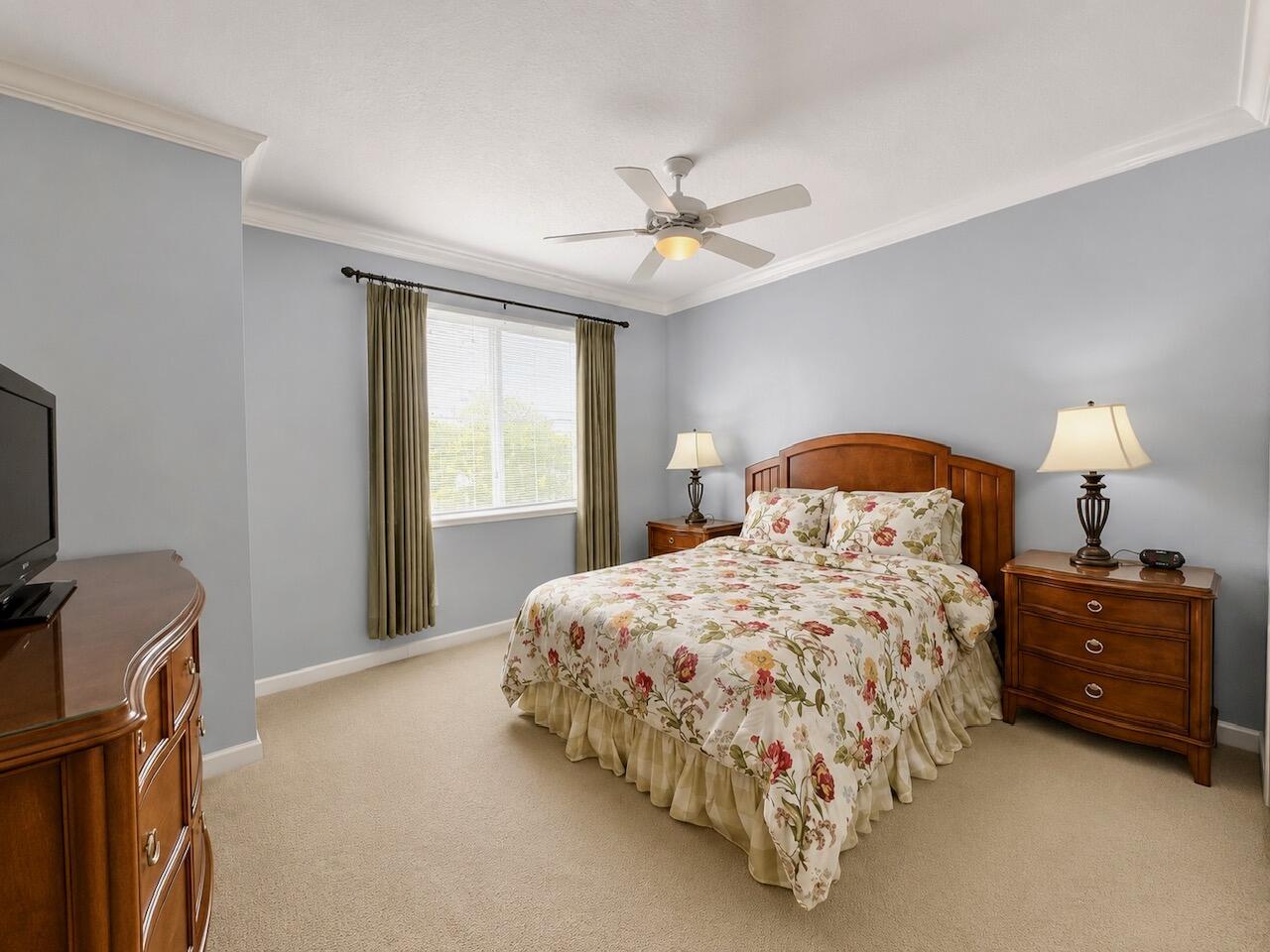 RESIDENCES AT LEGACY PLACE CONDO - Residential Lease