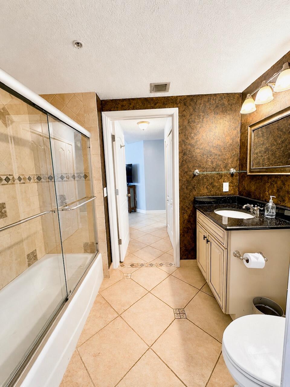 RESIDENCES AT LEGACY PLACE CONDO - Residential Lease