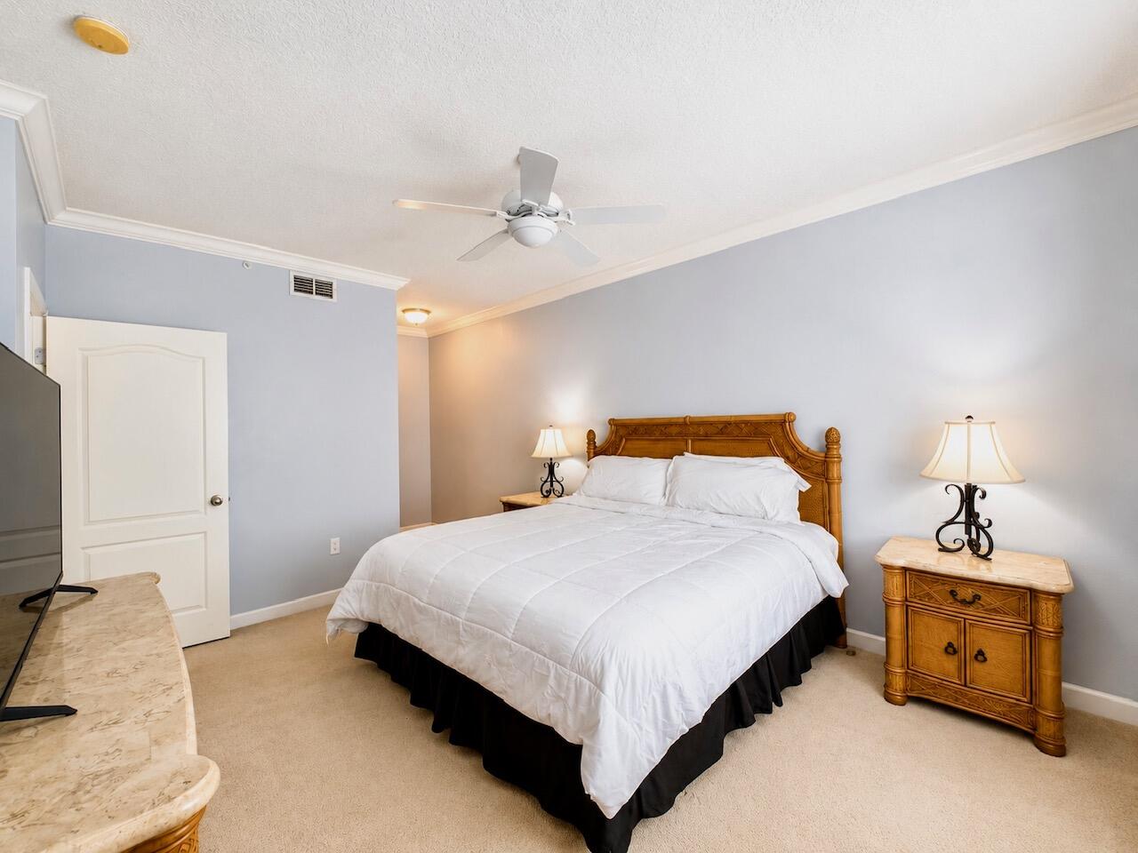 RESIDENCES AT LEGACY PLACE CONDO - Residential Lease