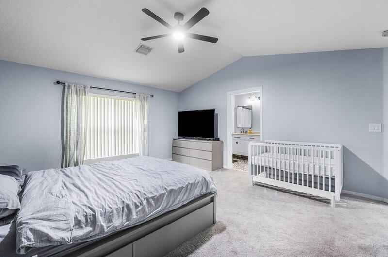 SEMINOLE ESTATES & TOWNHOMES - Residential