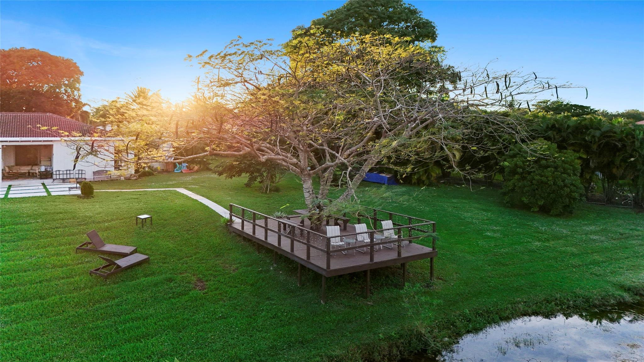 RUNNING BROOK HILLS - Residential