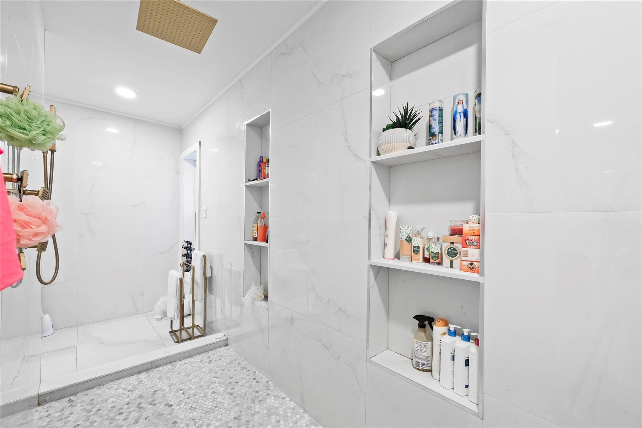 RUNNING BROOK HILLS - Residential
