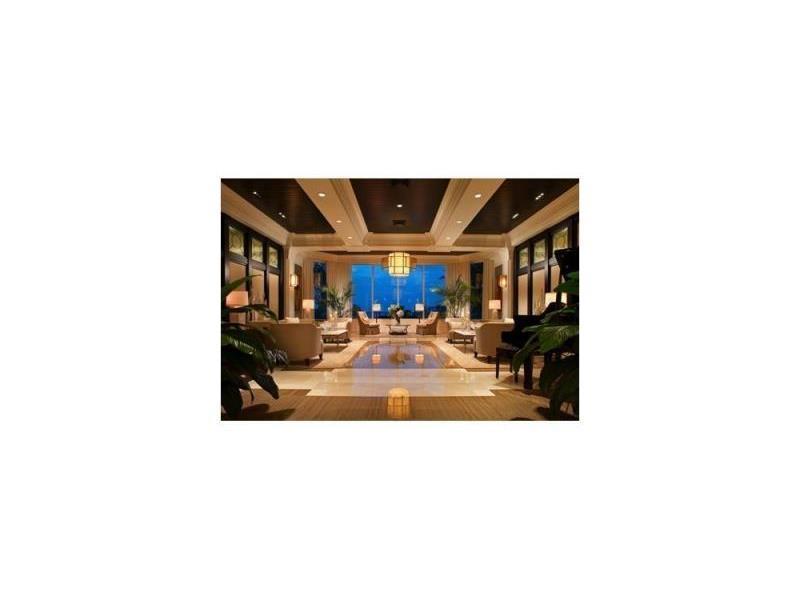 Ritz-Carlton Residences - Residential