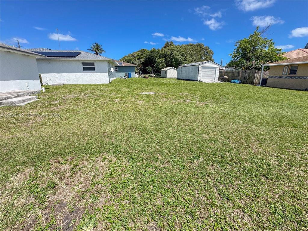 CARVER RANCHES - Residential Lease
