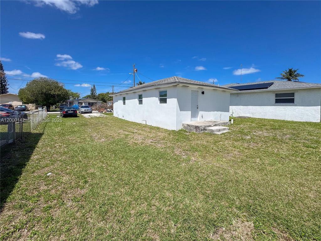 CARVER RANCHES - Residential Lease
