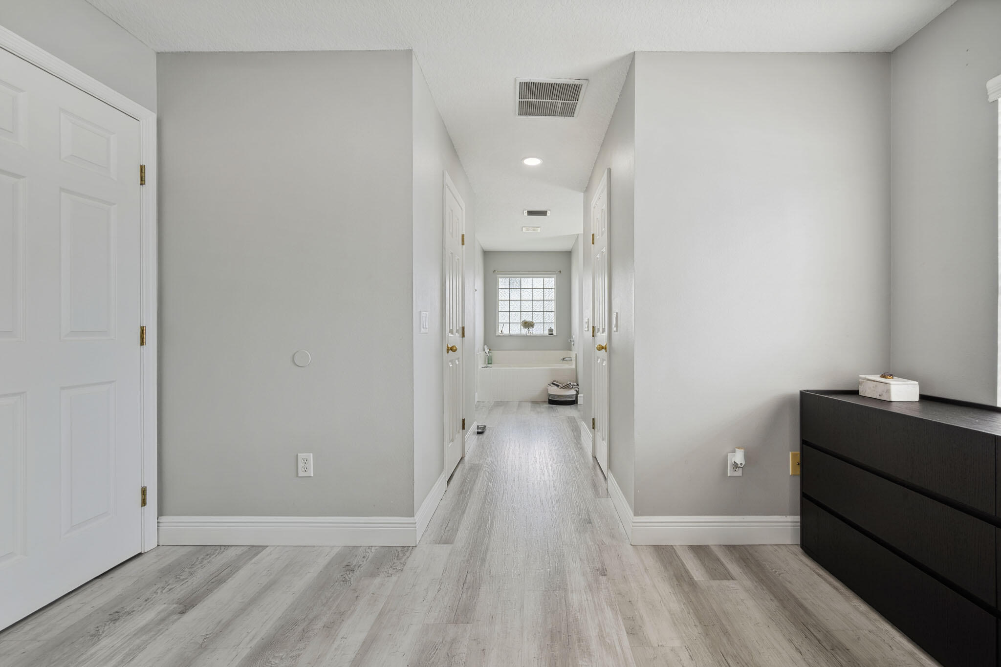 PORT ST LUCIE SECTION 18 - Residential Lease