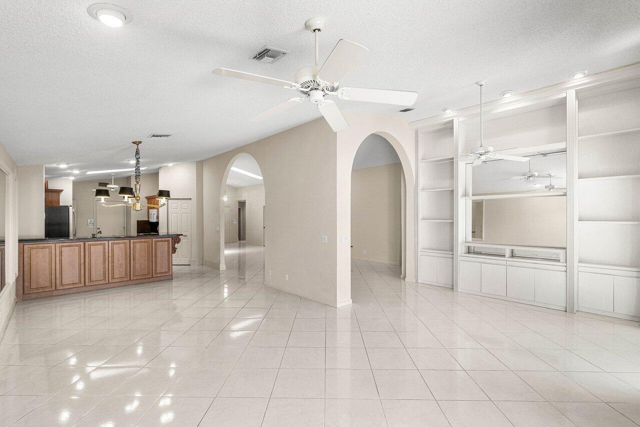 PALM ISLES - Residential