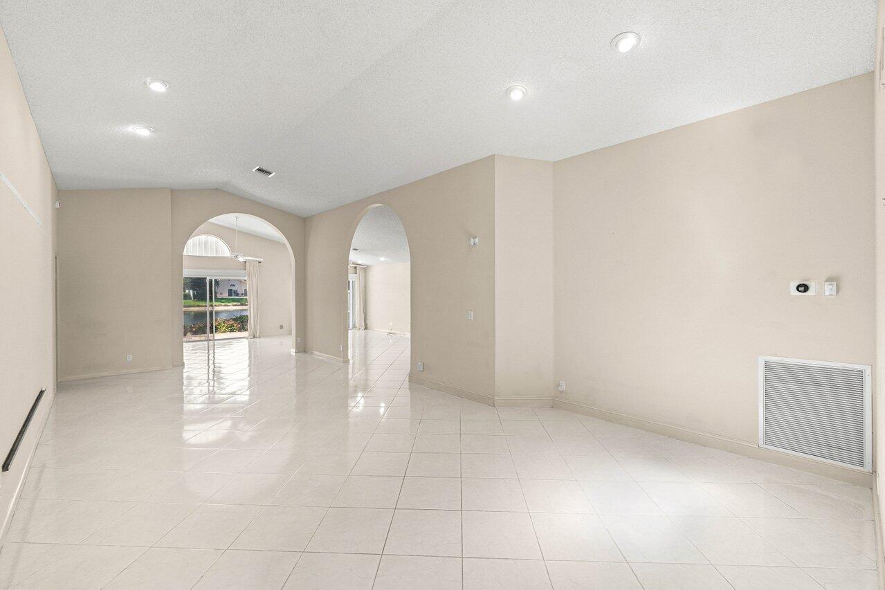 PALM ISLES - Residential