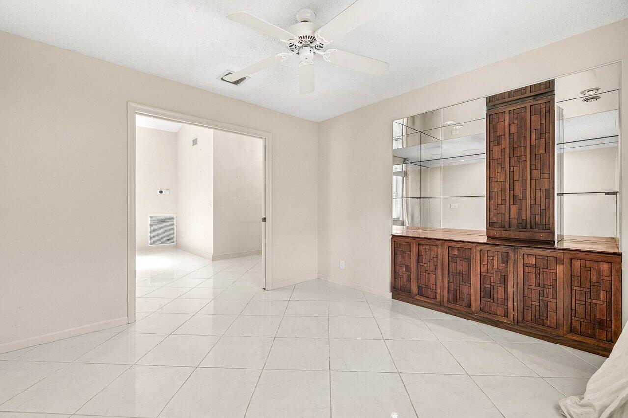 PALM ISLES - Residential