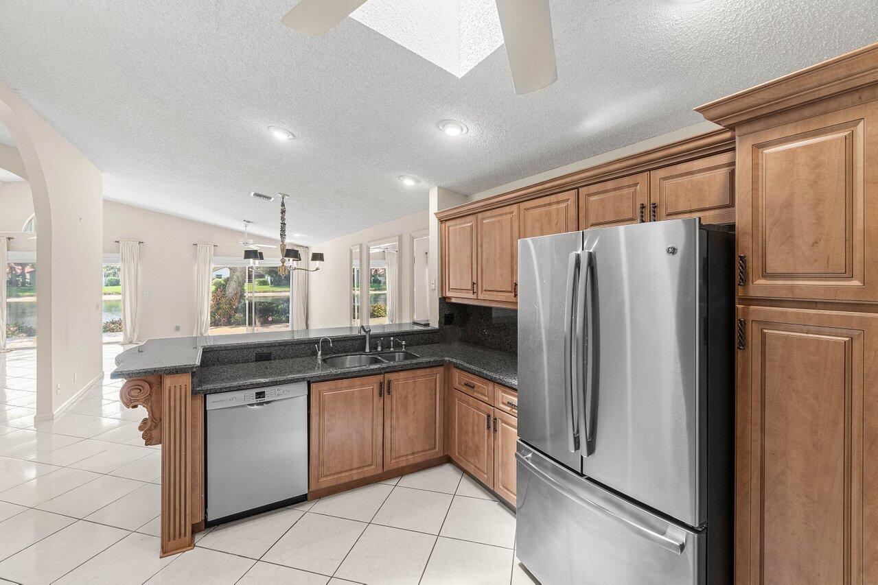 PALM ISLES - Residential