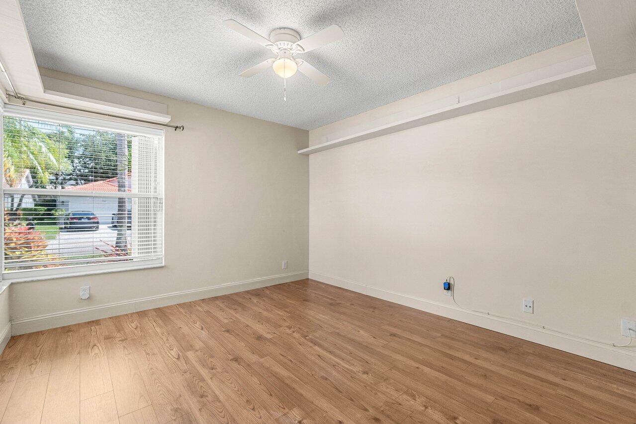 PALM ISLES - Residential