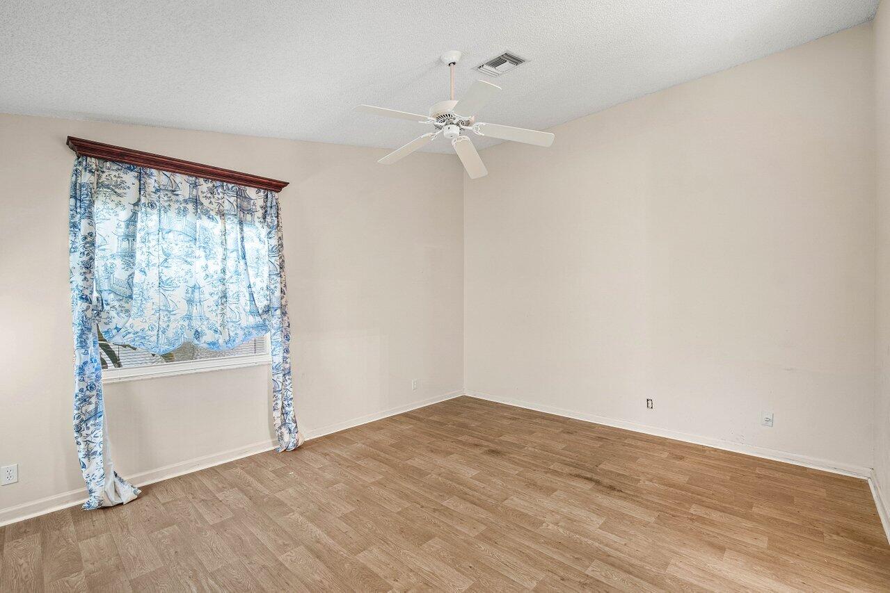 PALM ISLES - Residential