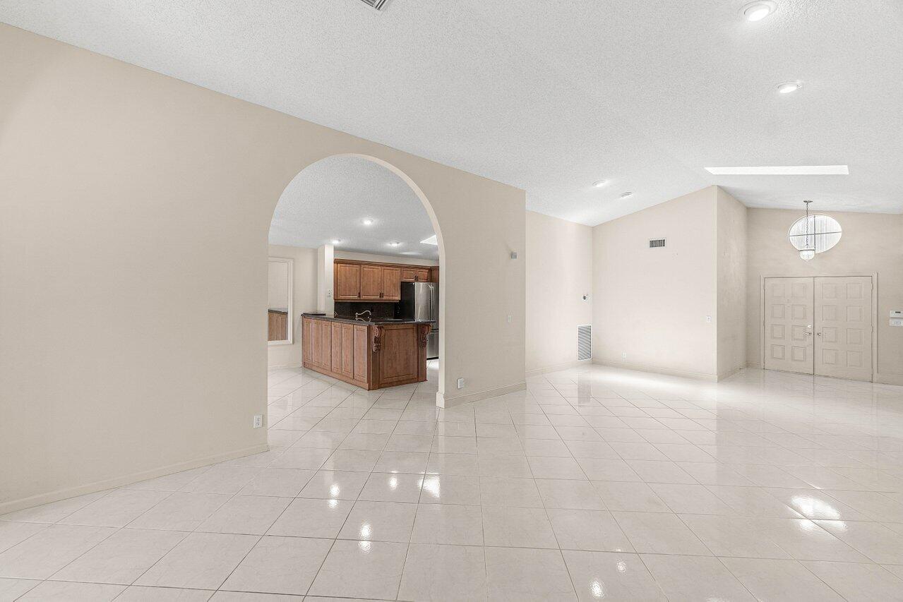 PALM ISLES - Residential