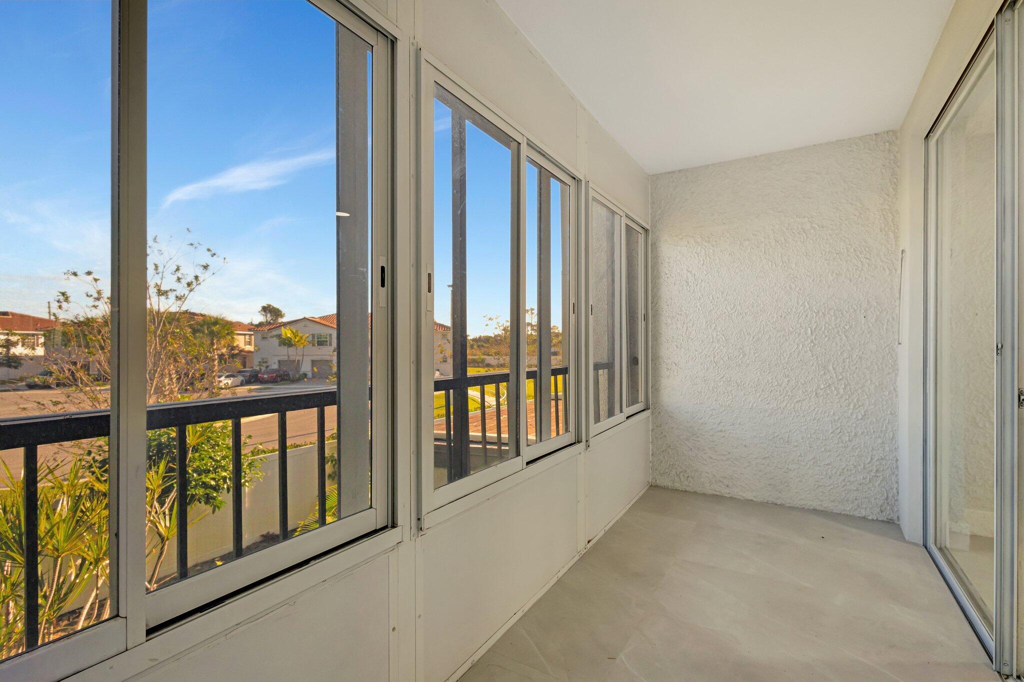 FOUNTAINS OF PALM BEACH CONDO 7 - Residential