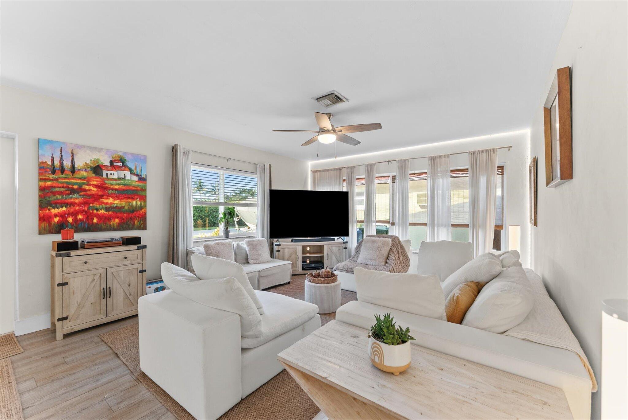 RESUB OF POR OF NORFOLK GARDENS - Residential