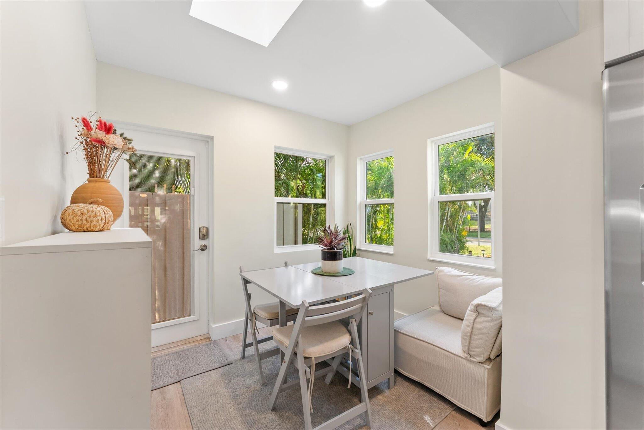 RESUB OF POR OF NORFOLK GARDENS - Residential