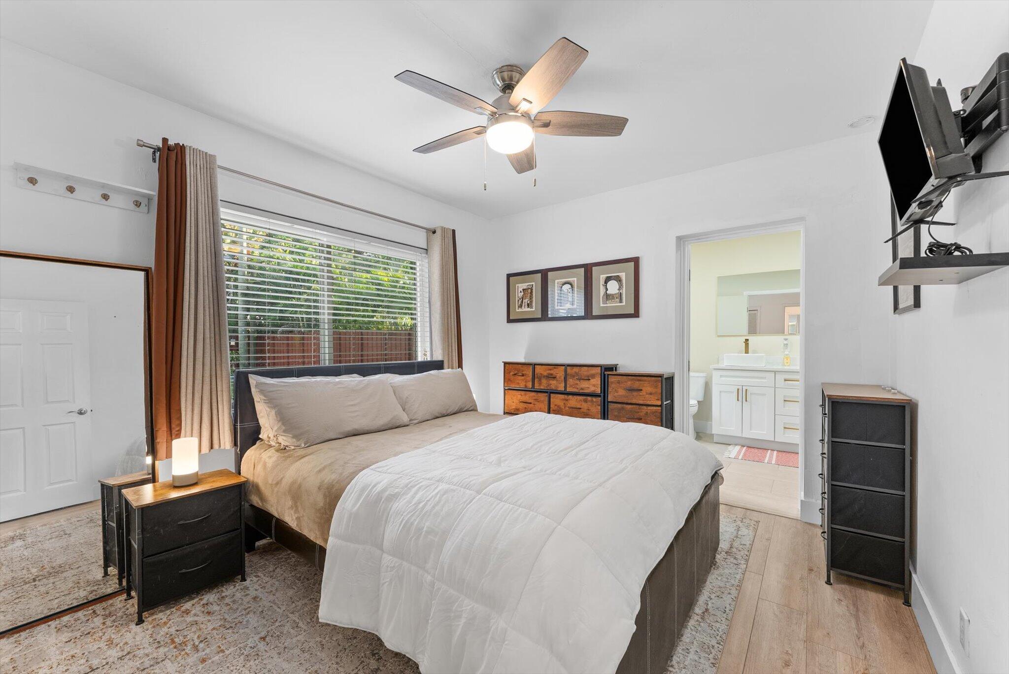 RESUB OF POR OF NORFOLK GARDENS - Residential